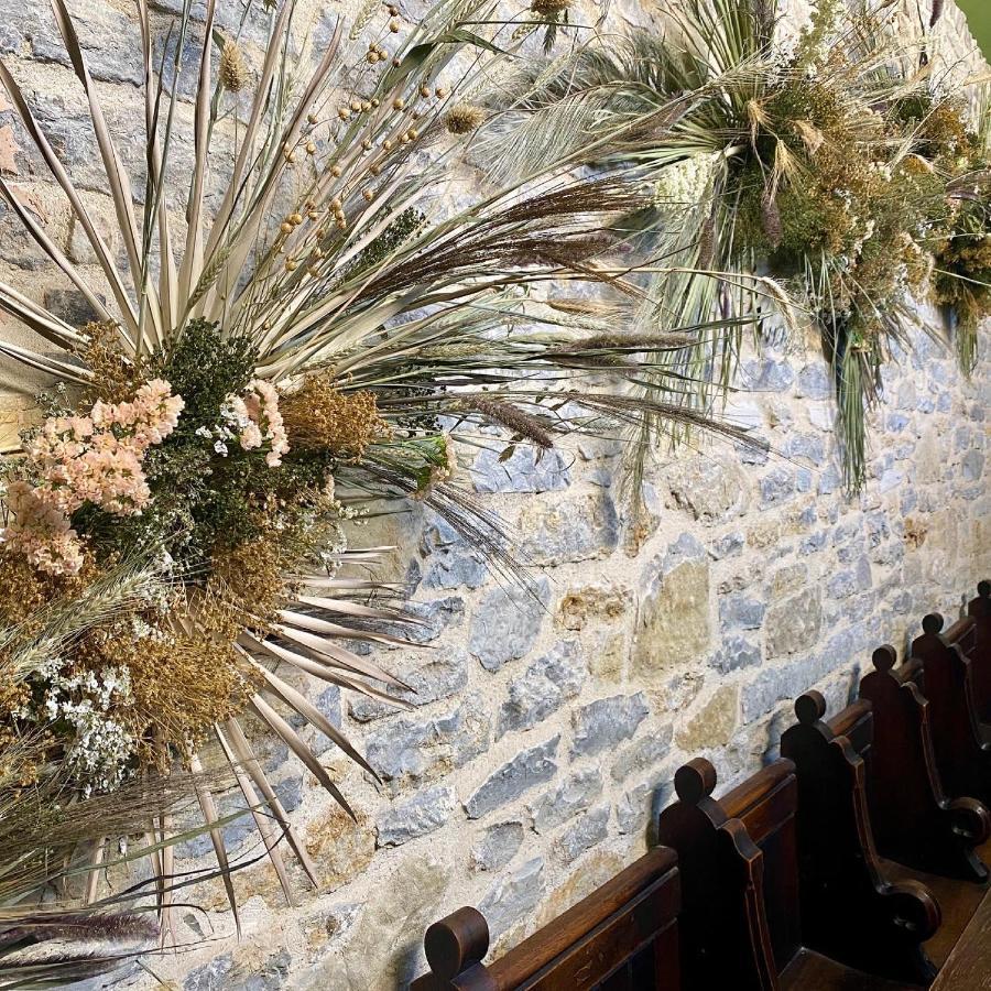 Hotel The Lion At West Pennard Zewnętrze zdjęcie The 2019 Academy Awards